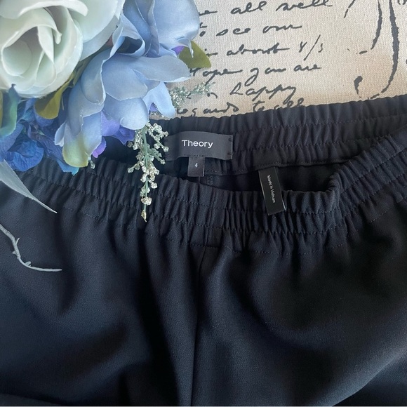 NWOT Theory Easy Jogger Regent Crepe Pull On Pants in Black with Pockets Size 4 - Picture 6 of 8